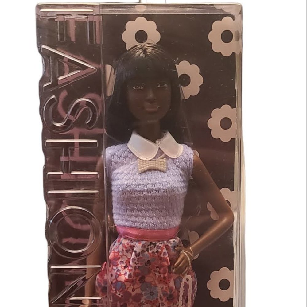 VERY RARE NIB Barbie Fashionistas Lovin' Lavender Doll #CJY44 New In Box